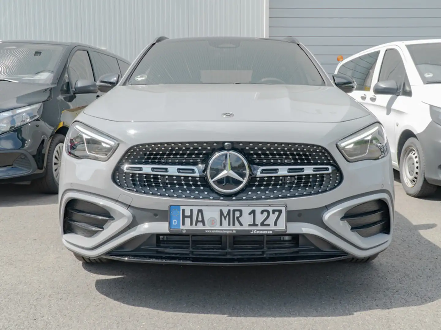 Mercedes-Benz GLA 220 d 4M AMG-Sport/Pano/AHK/Night/MBeam/Cam Szary - 2