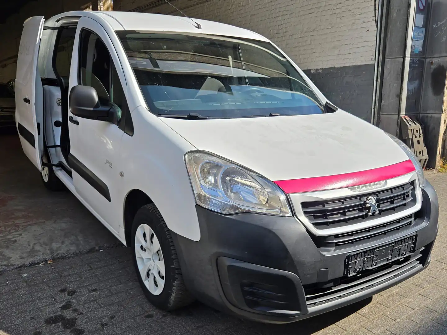 Peugeot Partner Tepee 1.6 BlueHDi Access Wit - 1