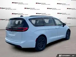 Chrysler Pacifica 2027