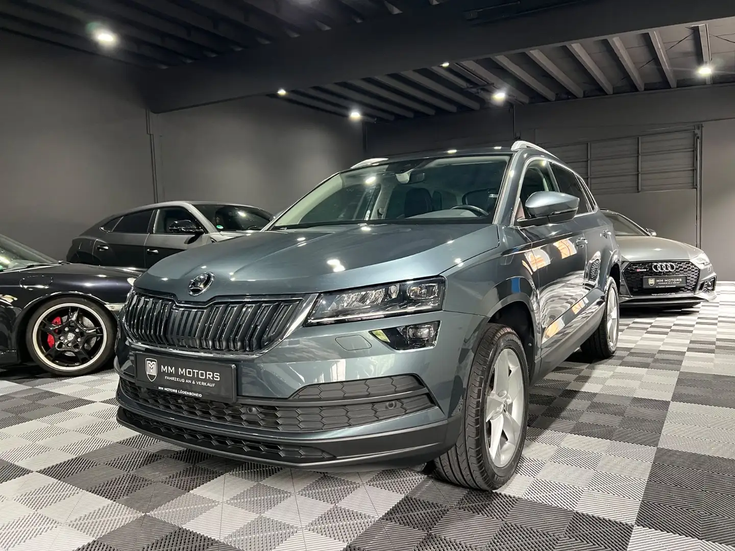 Skoda Karoq Style 1.5 TSI *Automatik*LED*Kamera*DAB* Grau - 1