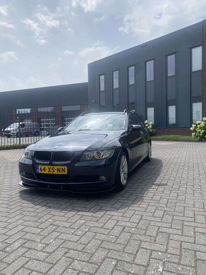 BMW 330 320i High Executive Bleu - 1