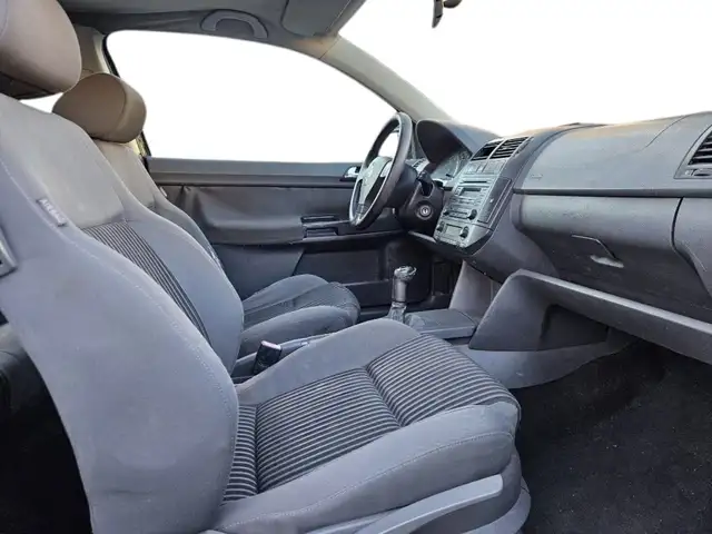 Volkswagen Polo view 6