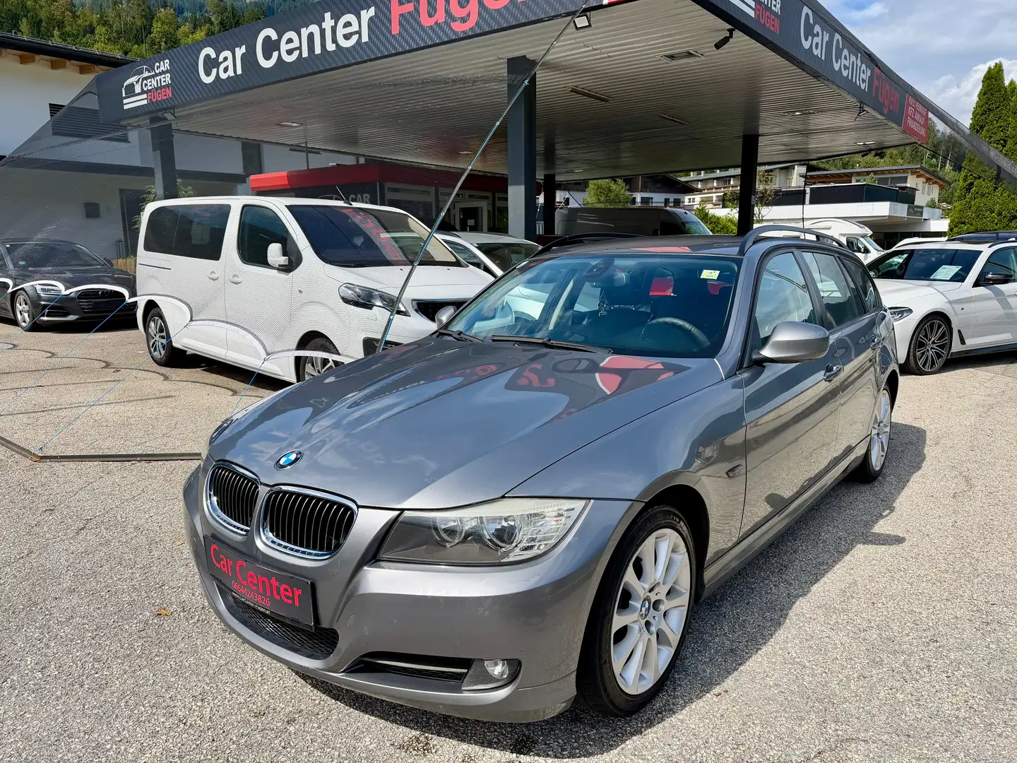 BMW 318 318 d Österreich Paket Aut. Grau - 1