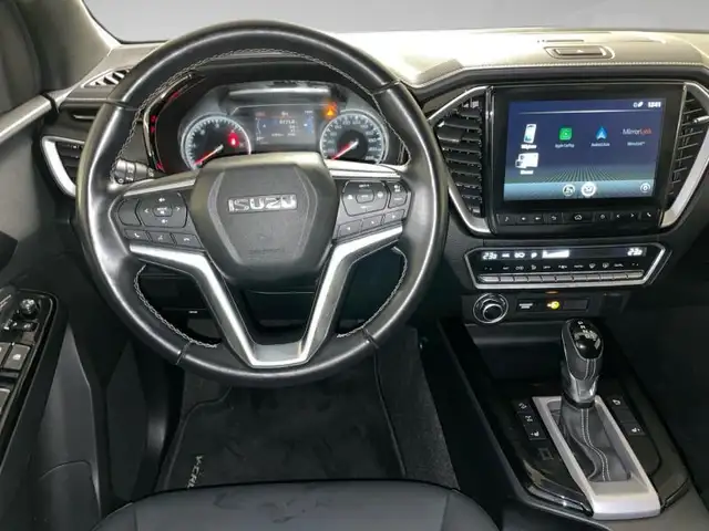 Isuzu D-Max view 7
