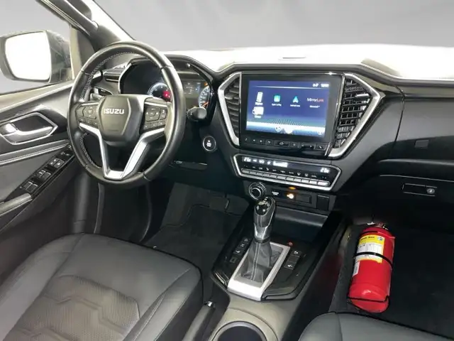 Isuzu D-Max view 6