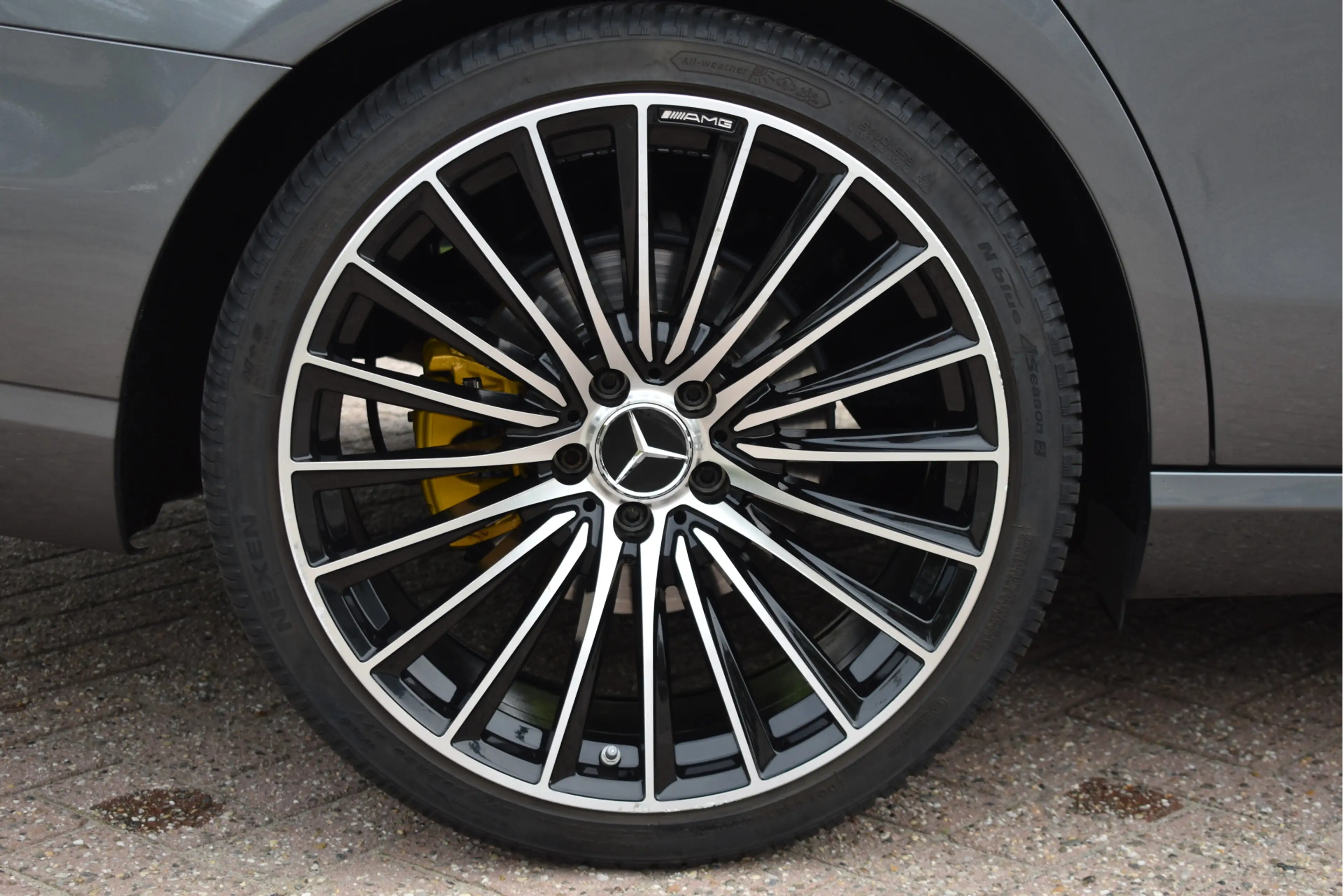 Mercedes-Benz E 200 Exclusive Line ,BOEKJES,NAP EN ONDERHOUDSHISTORIE — photo 9