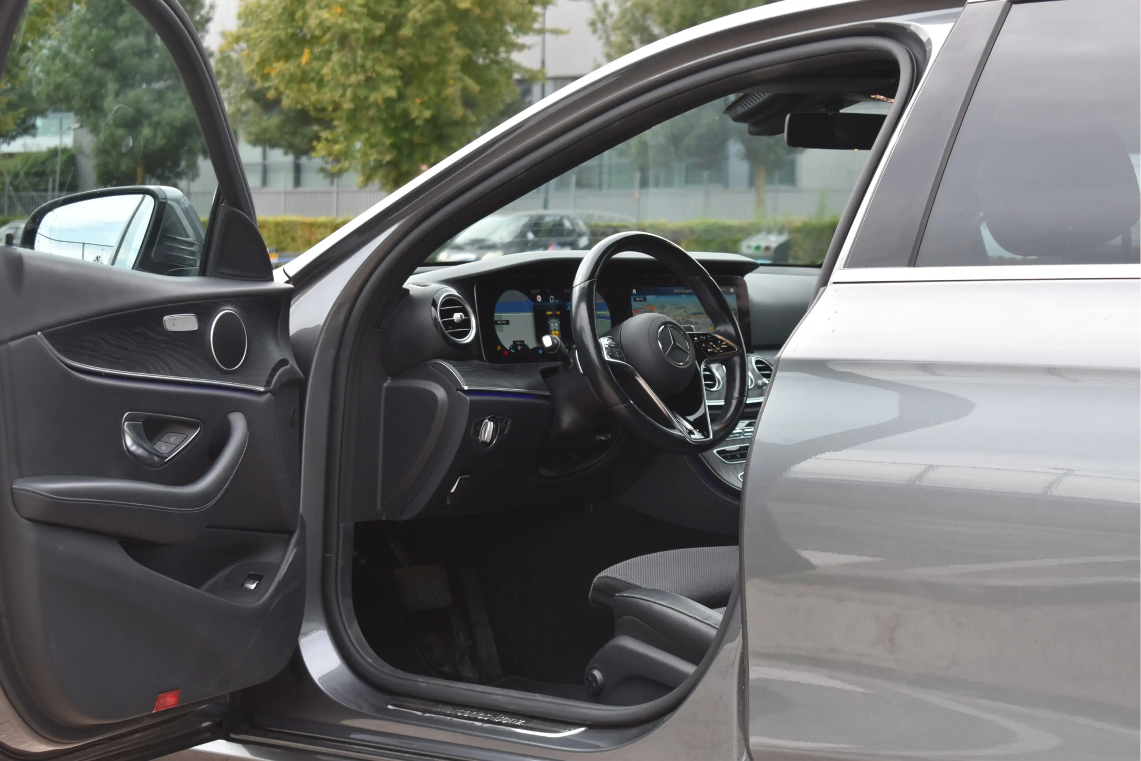 Mercedes-Benz E 200 Exclusive Line ,BOEKJES,NAP EN ONDERHOUDSHISTORIE — photo 15