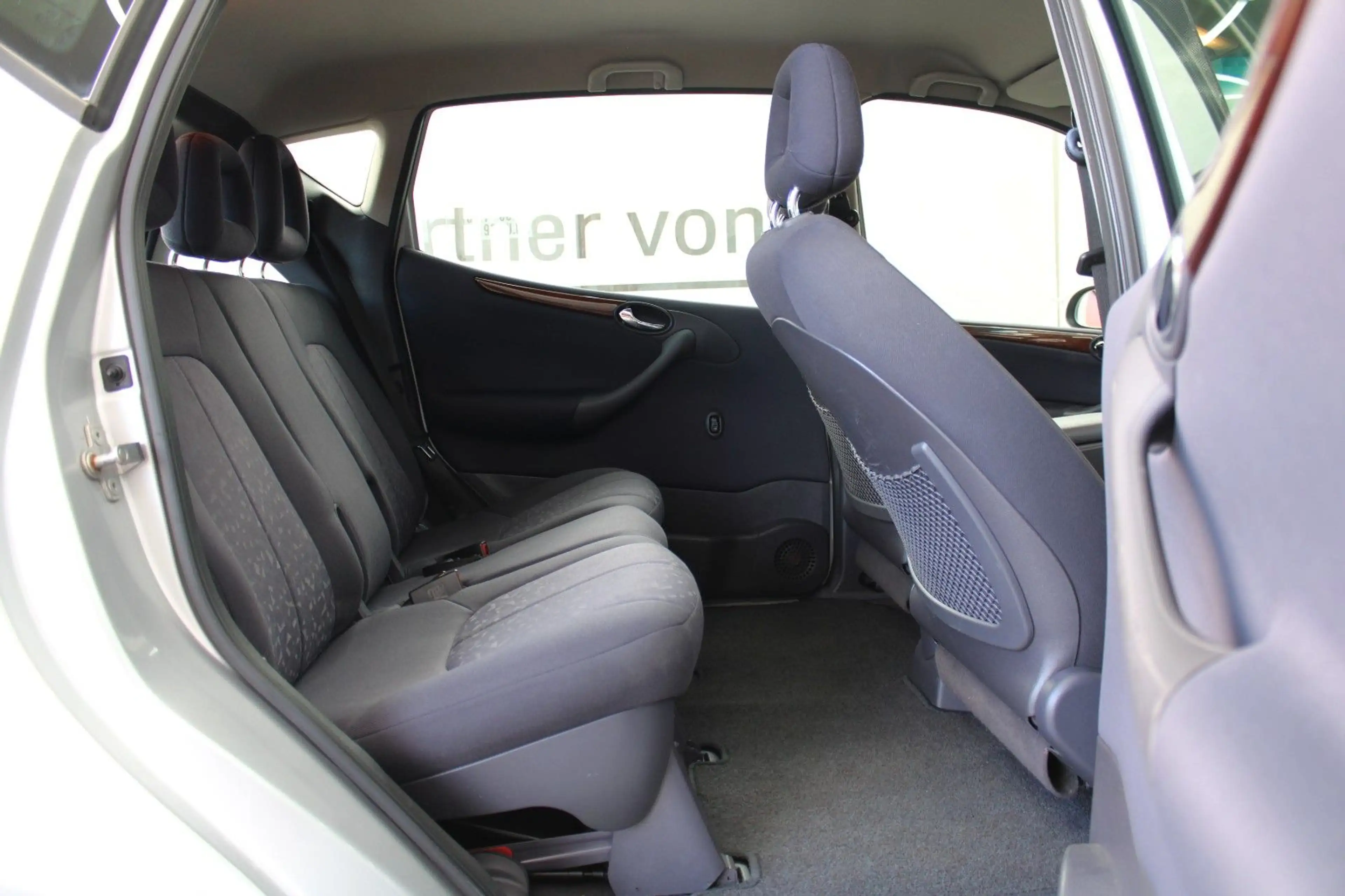 Mercedes-Benz A 160 Lang *Tüv&Inspektion Neu* *Automatik* — photo 14