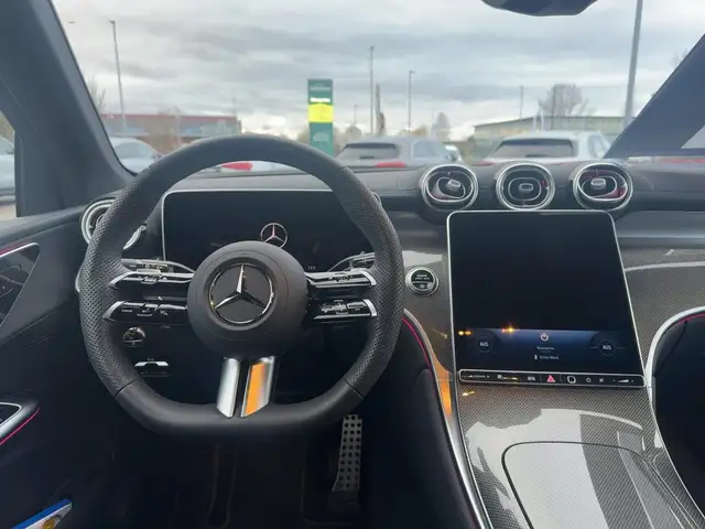 Mercedes-Benz GLC 200 d 4MATIC Distr KeyGo DigiLight Ansicht 10