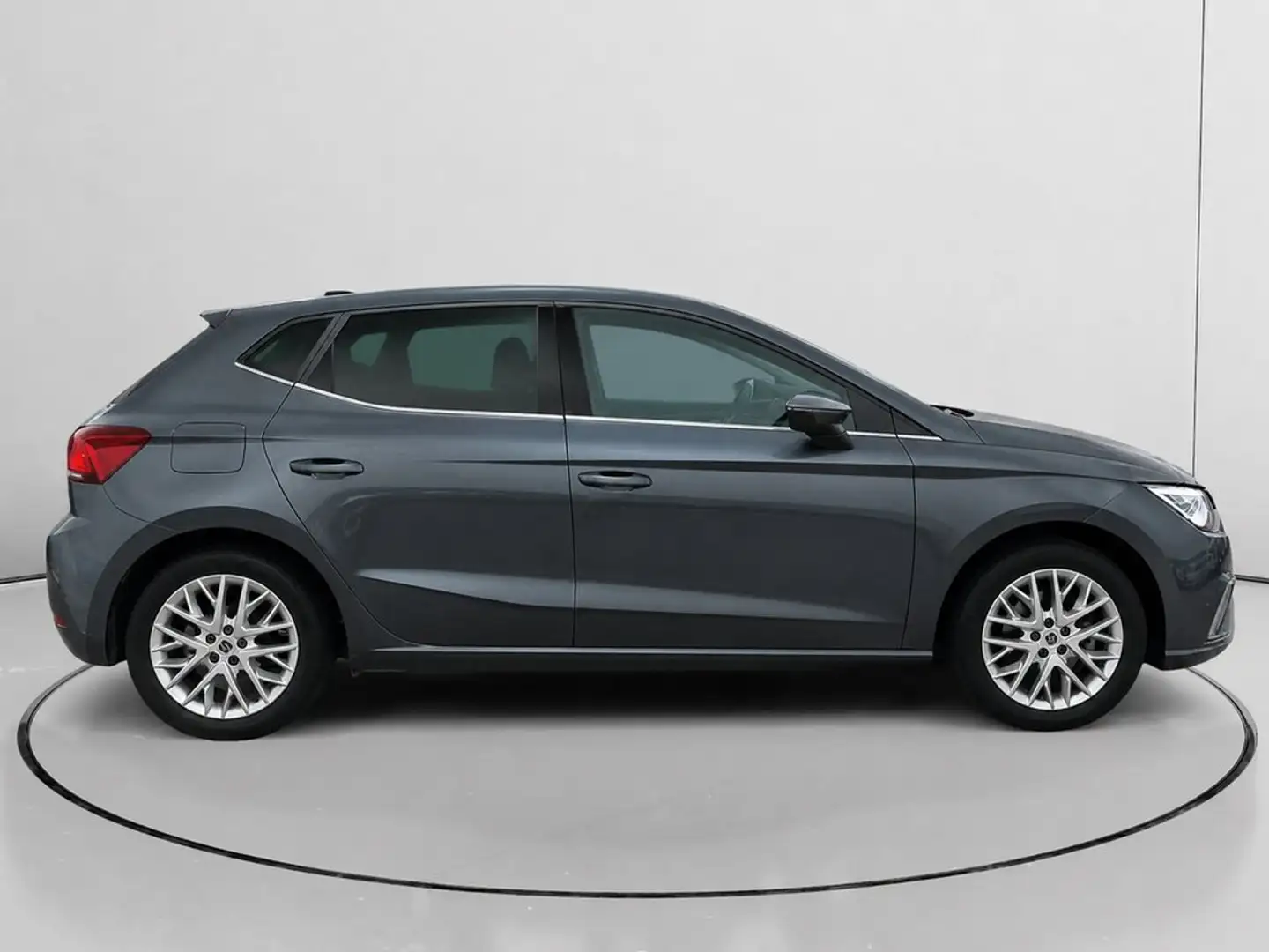 SEAT Ibiza 1.0 TSI S&S Xcellence 115 Gris - 2