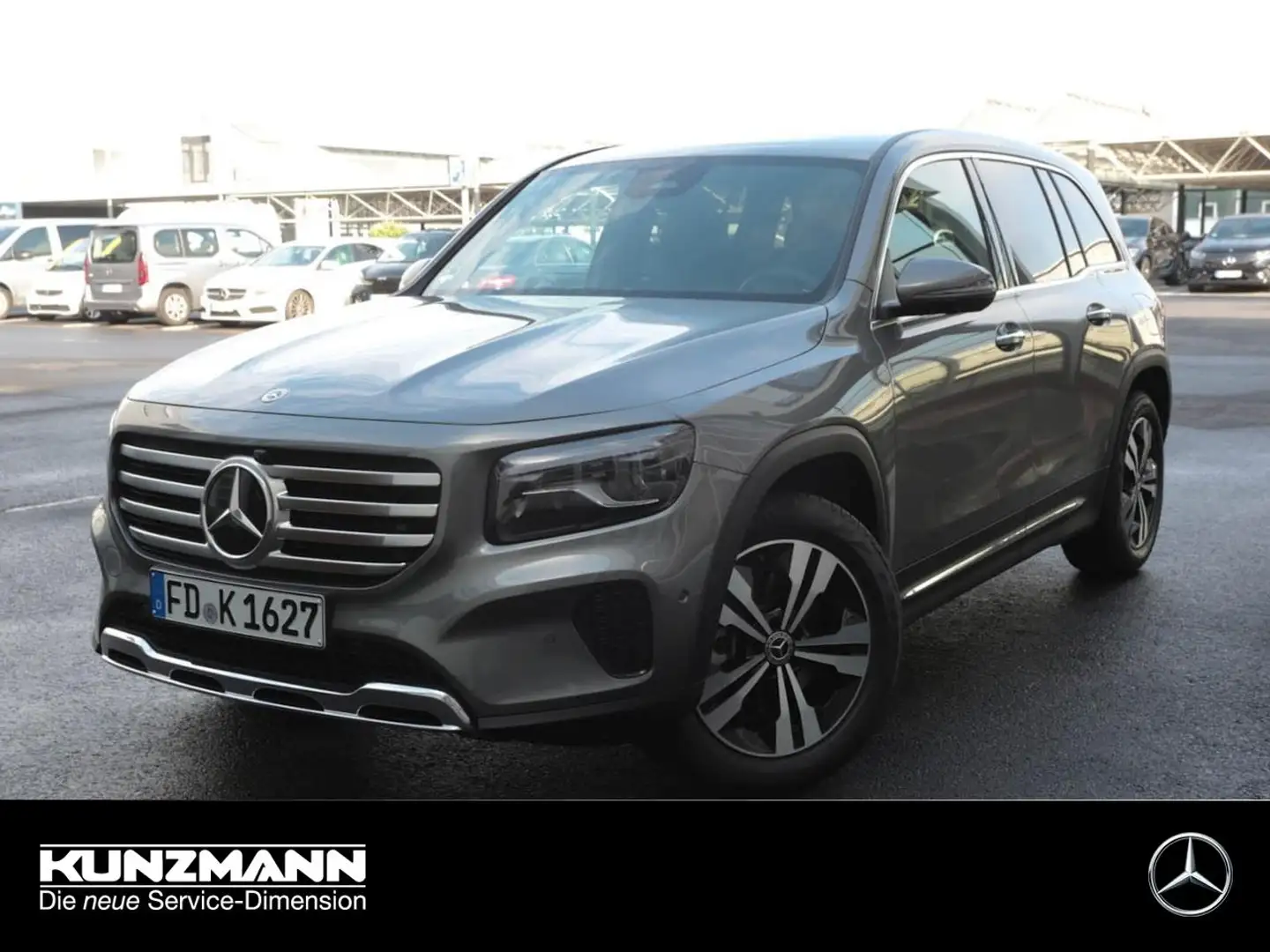 Mercedes-Benz GLB 200 d Progessive MBUX Navi EasyPack 360° AHK Grau - 1