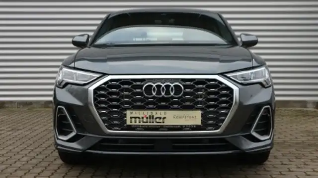 Audi Q3 Sportback S line