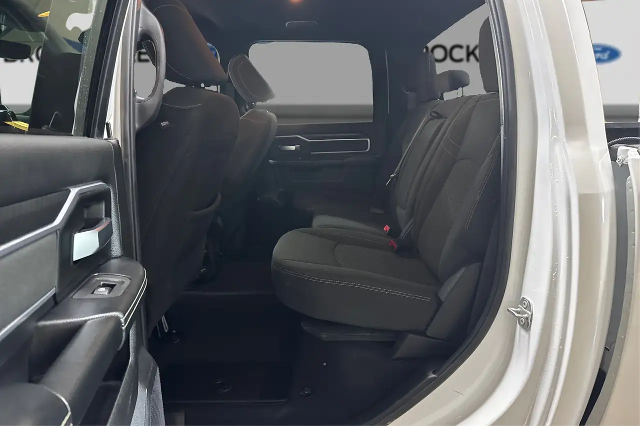 RAM 2500 снимка RAM 2500