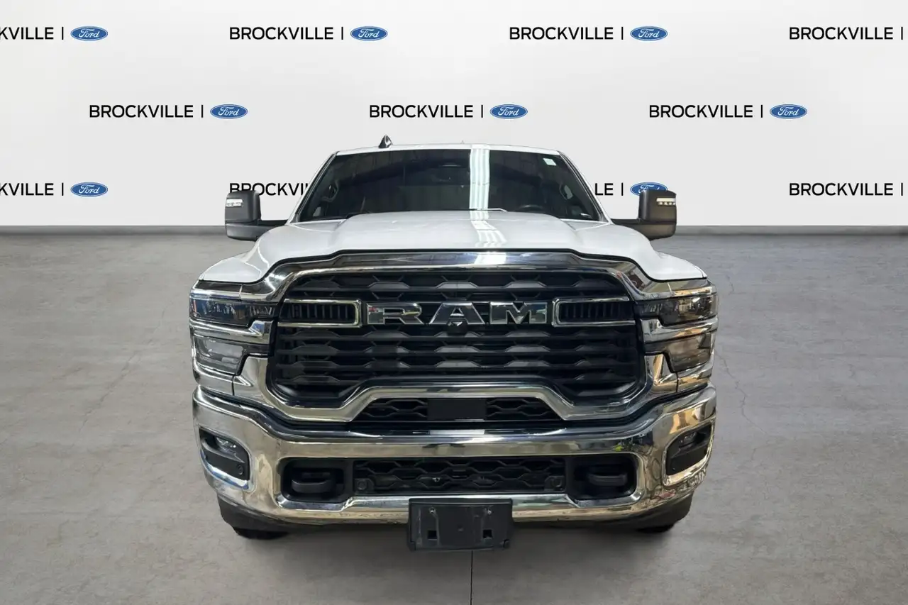 RAM 2500 снимка RAM 2500