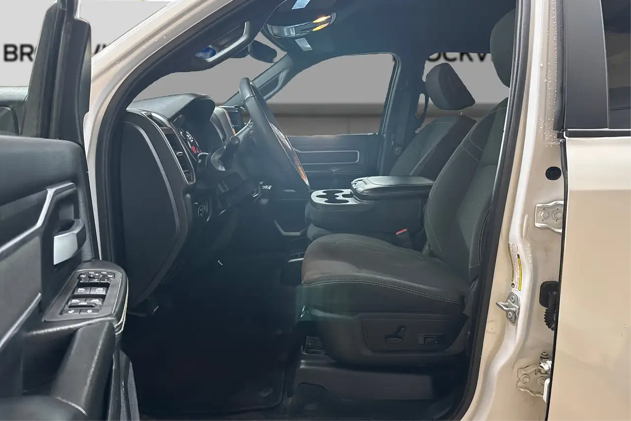 RAM 2500 снимка RAM 2500