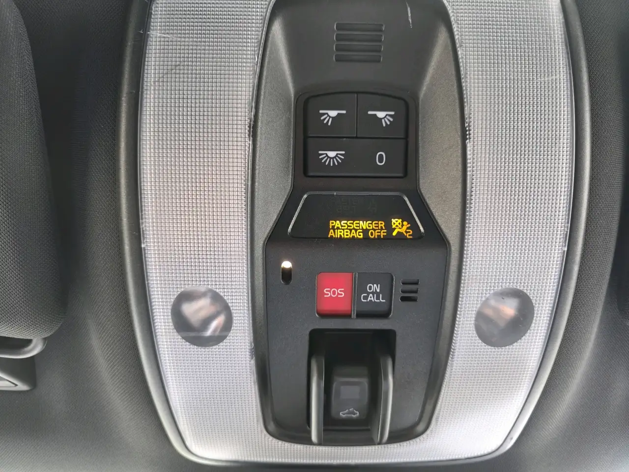 Volvo V60 снимка Volvo V60
