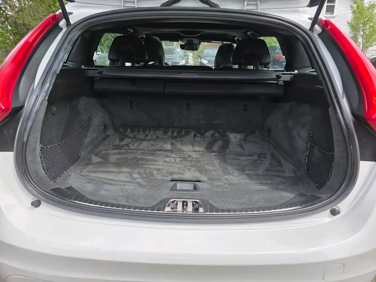 Volvo V60 снимка Volvo V60