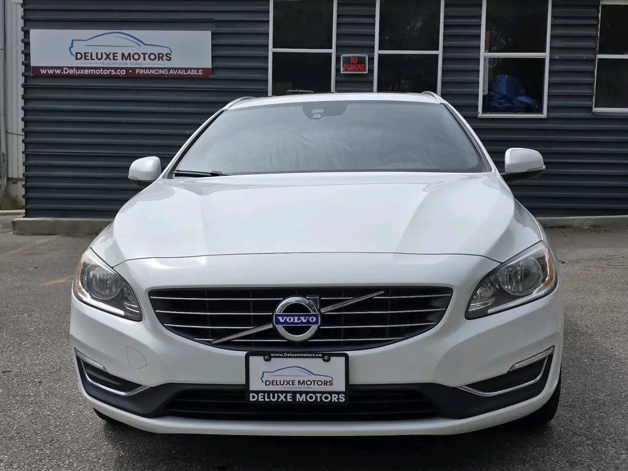 Volvo V60 снимка Volvo V60