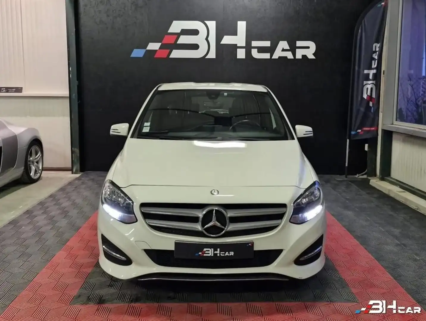Mercedes-Benz B 180 1.5 180 CDI 110 INSPIRATION 7G-DCT BVA Blanc - 2