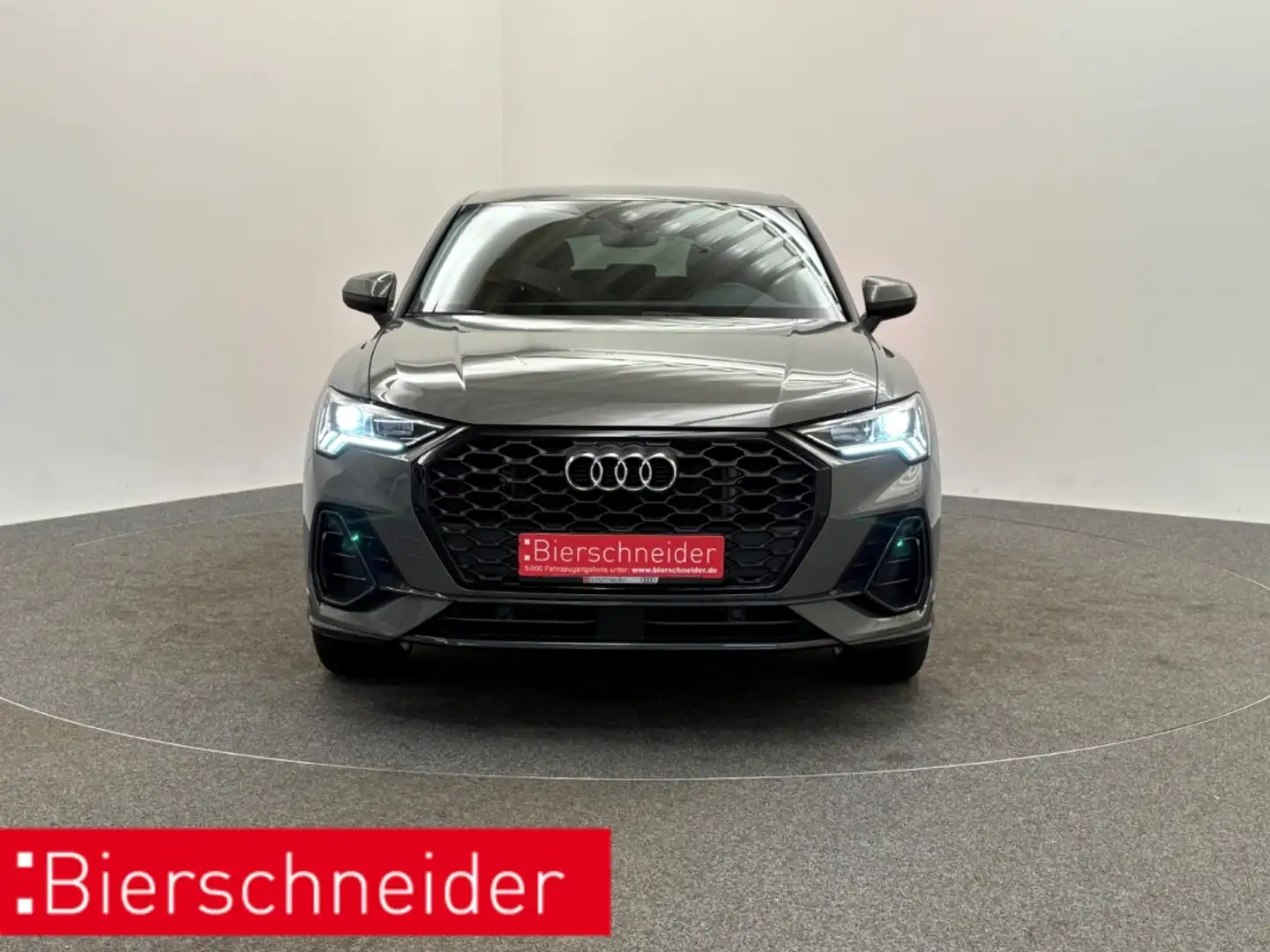 Audi Q3 Sportback 45 TFSI e S tronic LED VIRTUAL ACC 18 CO Grau - 2