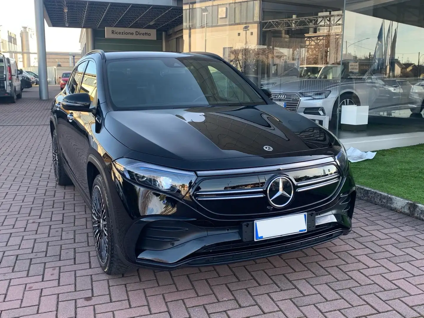 Mercedes-Benz EQA 250 Premium Plus Nero - 1