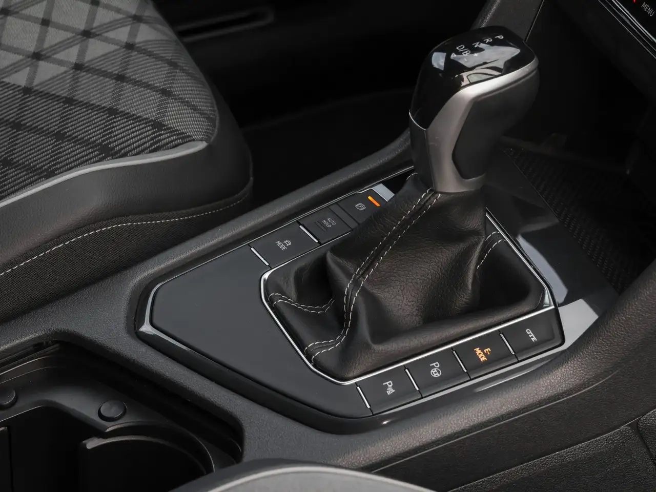 Volkswagen Tiguan 1.4 TSI eHybrid R-Line Matrix AHK Kamera, миниатюра 6
