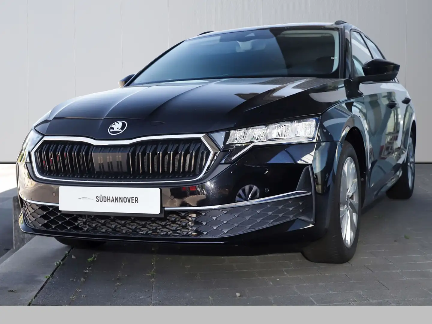 Skoda Octavia Combi Selection 1.5 TSI NAIV+LED+SHZ+PDC Noir - 1