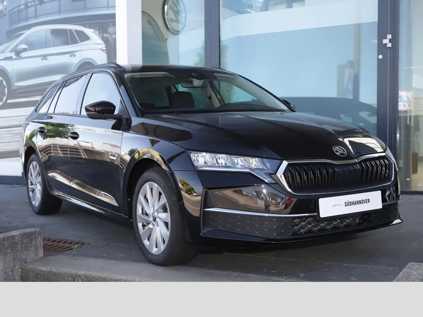 Skoda Octavia Combi Selection 1.5 TSI NAIV+LED+SHZ+PDC Noir - 2