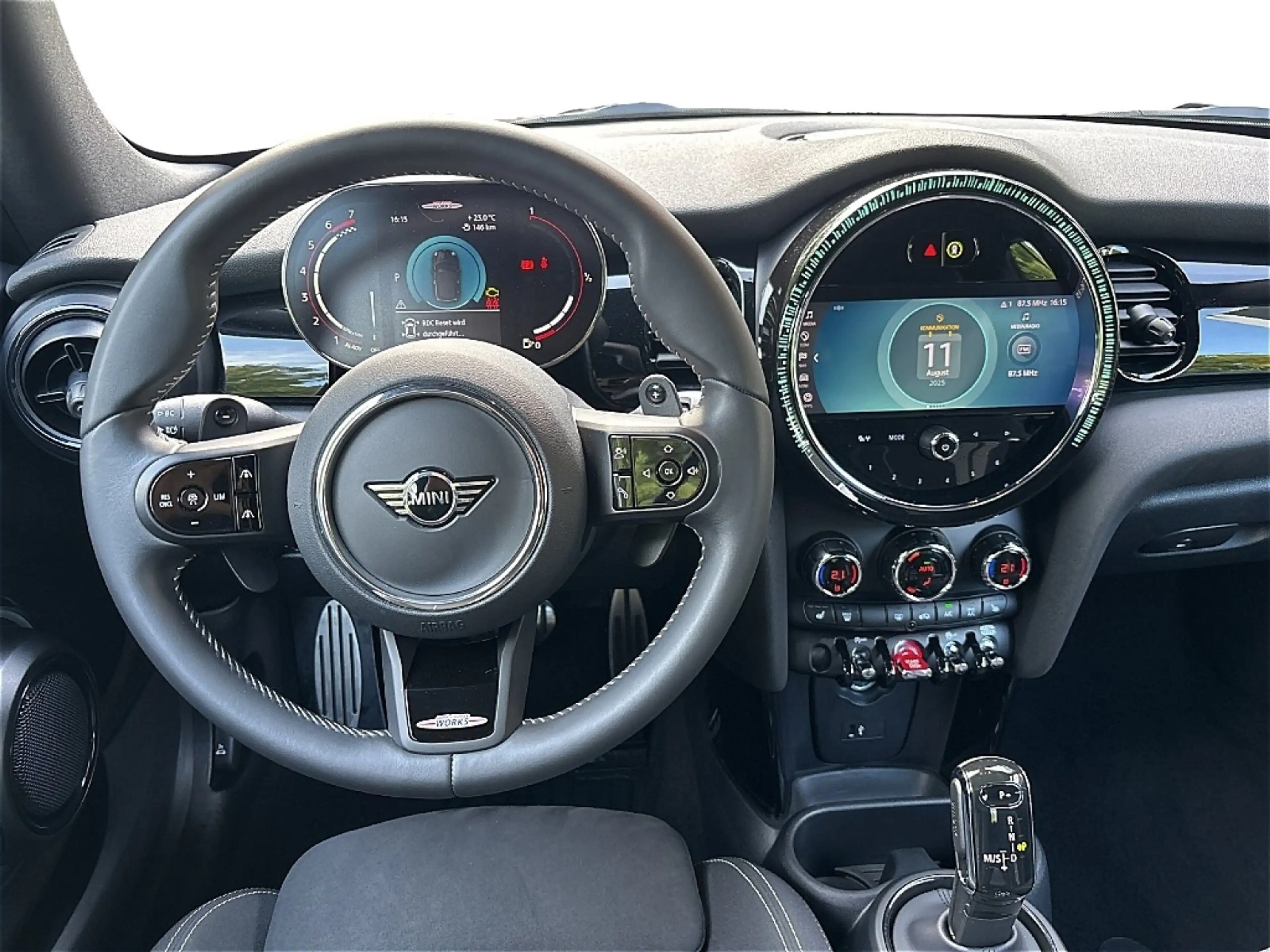 MINI John Cooper Works Cabrio John Cooper Works Cooper Wor SPORTSITZE LED SHZ — photo 10