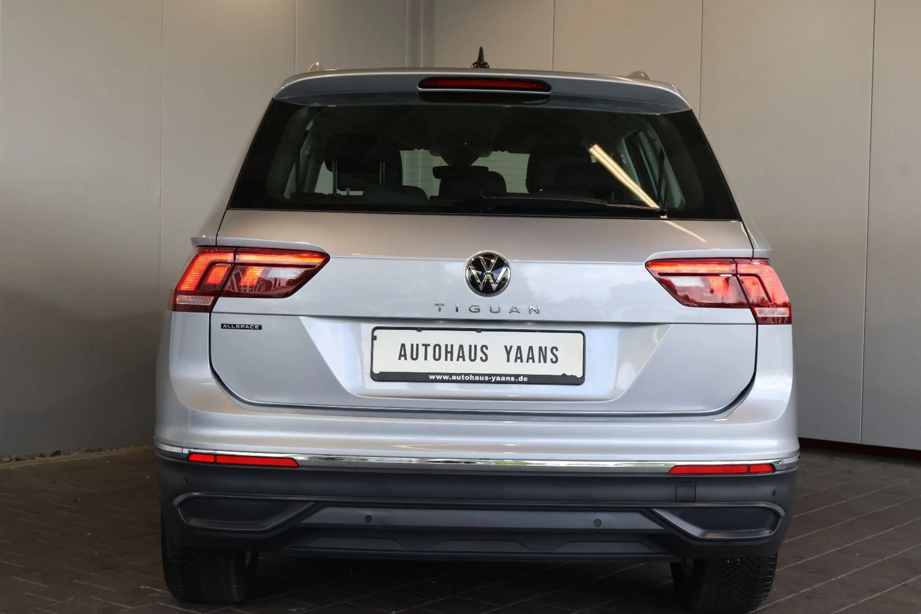 Volkswagen Tiguan Allspace 1.5 TSI Life AID+ACC+AHK+7 SITZE — photo 5