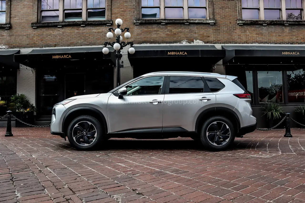 Nissan Rogue снимка Nissan Rogue