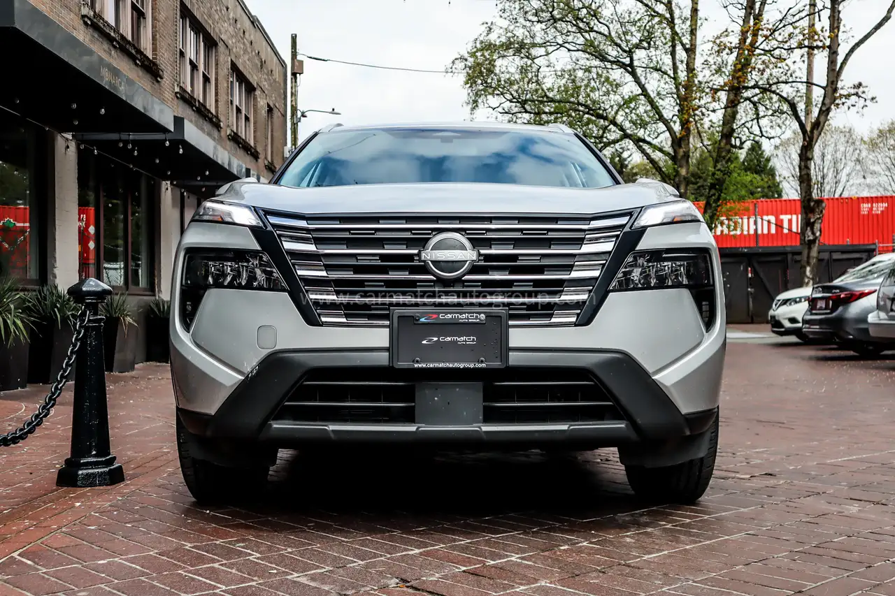 Nissan Rogue снимка Nissan Rogue