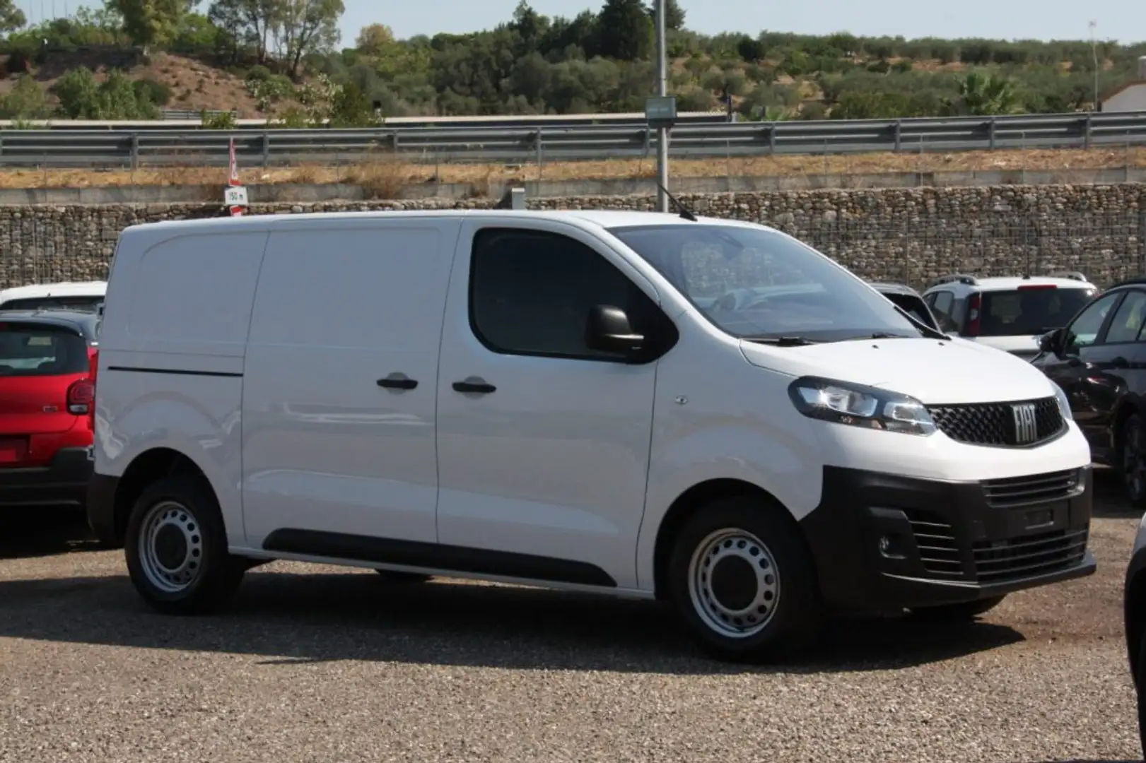Fiat Scudo 1.5 BlueHDi 120CV PM-TN L2H1 Furgone Business Bianco - 2