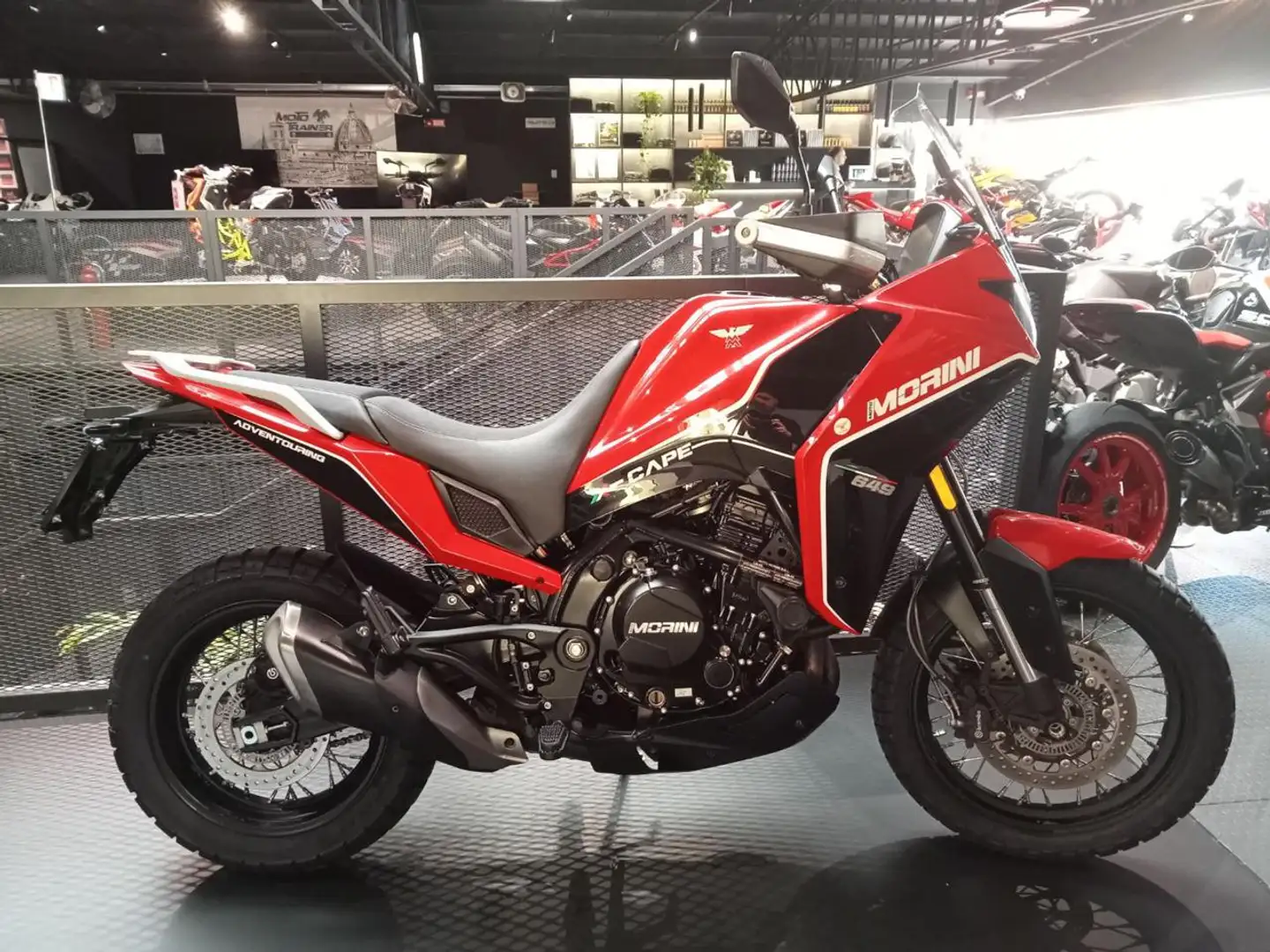 Moto Morini X-Cape versione RAGGI Červená - 1