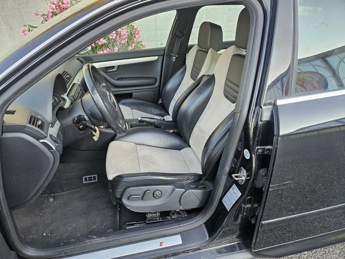 Audi S4 Avant 4.2 V8 Quattro 344 ch GAR 1 AN l - 2