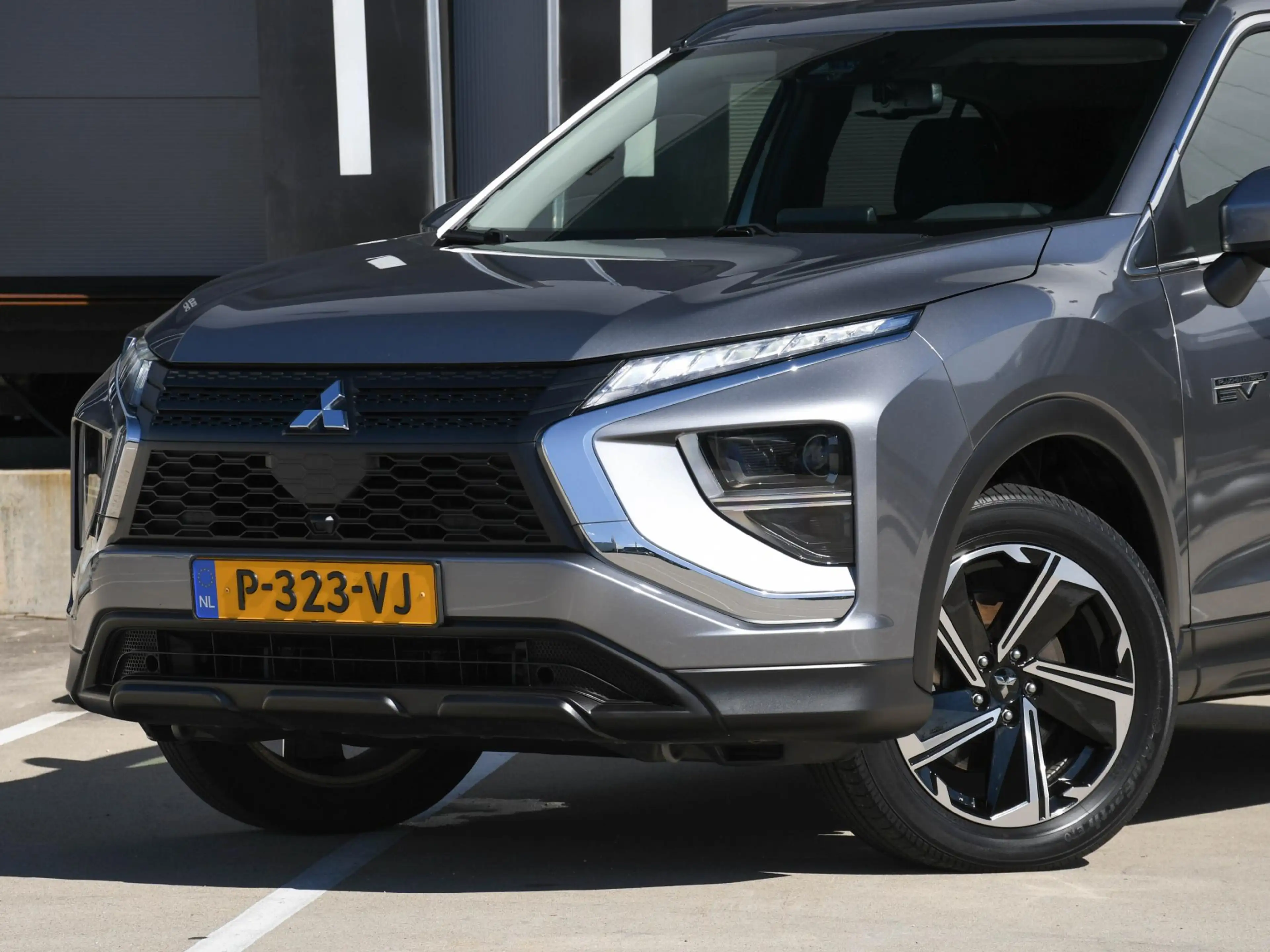 Mitsubishi Eclipse Cross Intense 2.4 PHEV 188pk Automaat CRUISE.C | CAMERA — photo 2