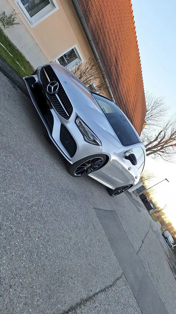 Mercedes-Benz CLA 200 d Shooting Brake 4MATIC Aut. - 1