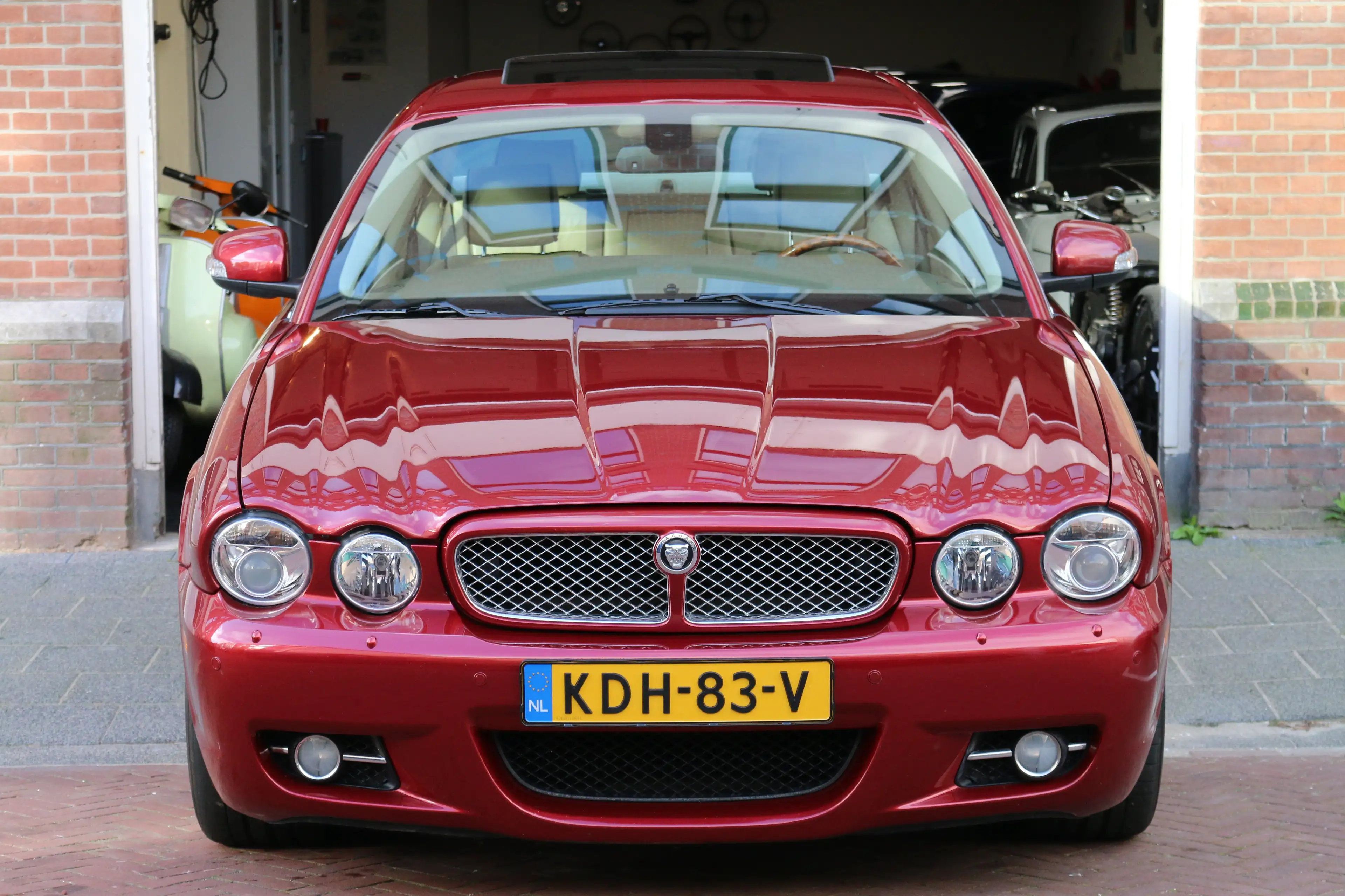 Jaguar XJ (X358) — photo 12