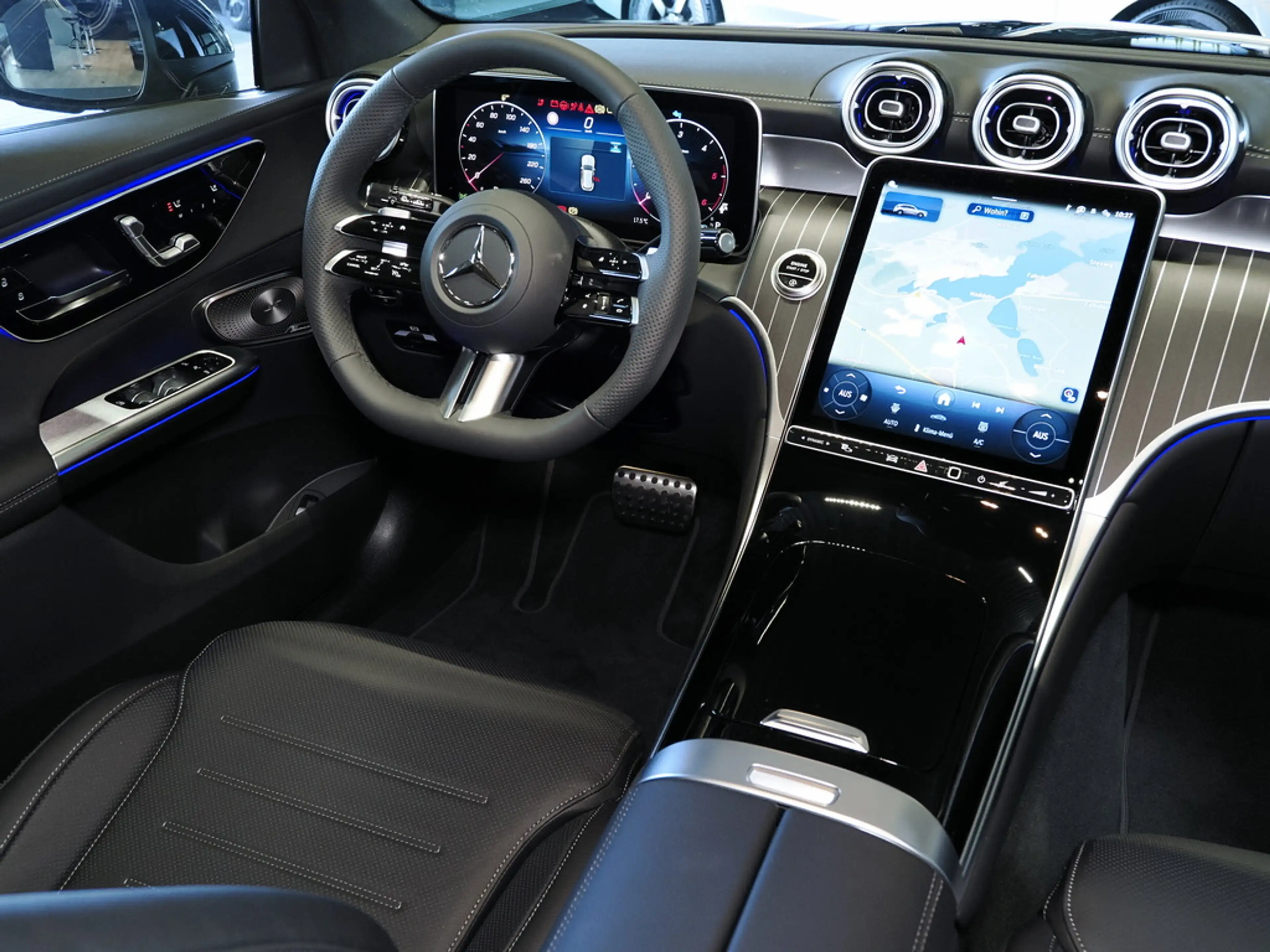 Mercedes-Benz GLC 450 d 4M AMG NIGHT PANO AHK DIGITAL-LIGHT — photo 8