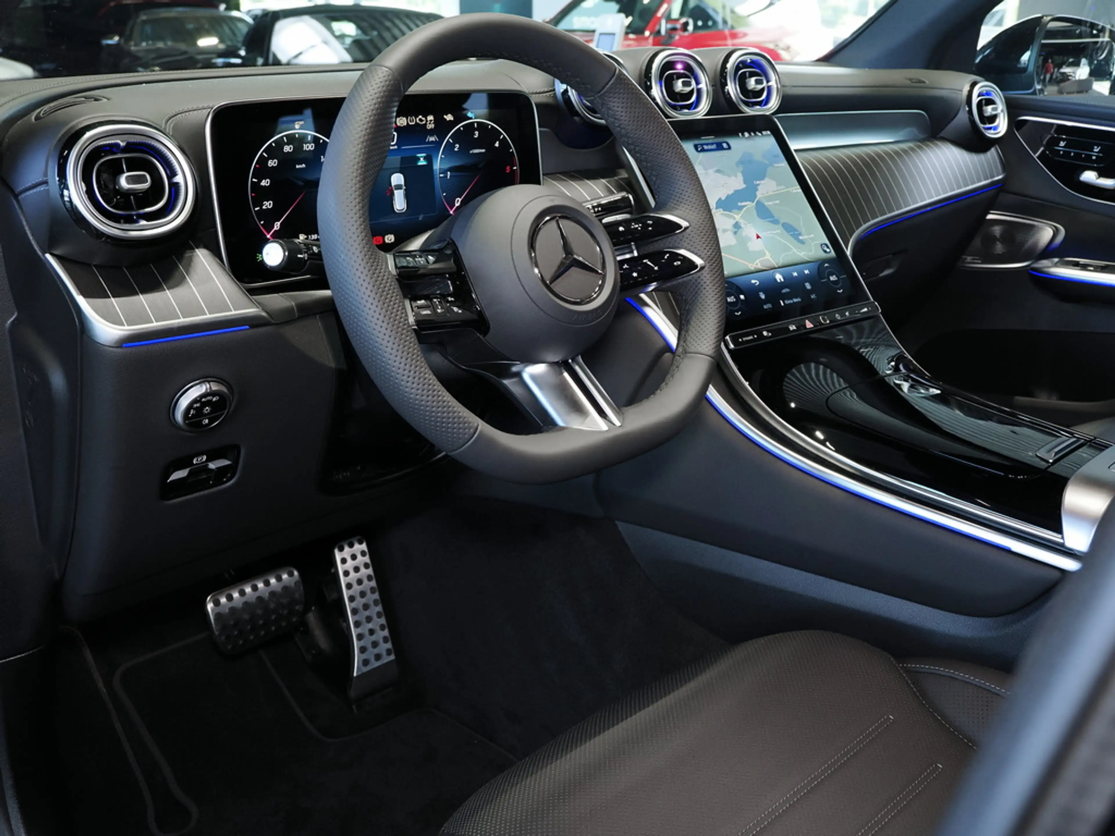 Mercedes-Benz GLC 450 d 4M AMG NIGHT PANO AHK DIGITAL-LIGHT — photo 6