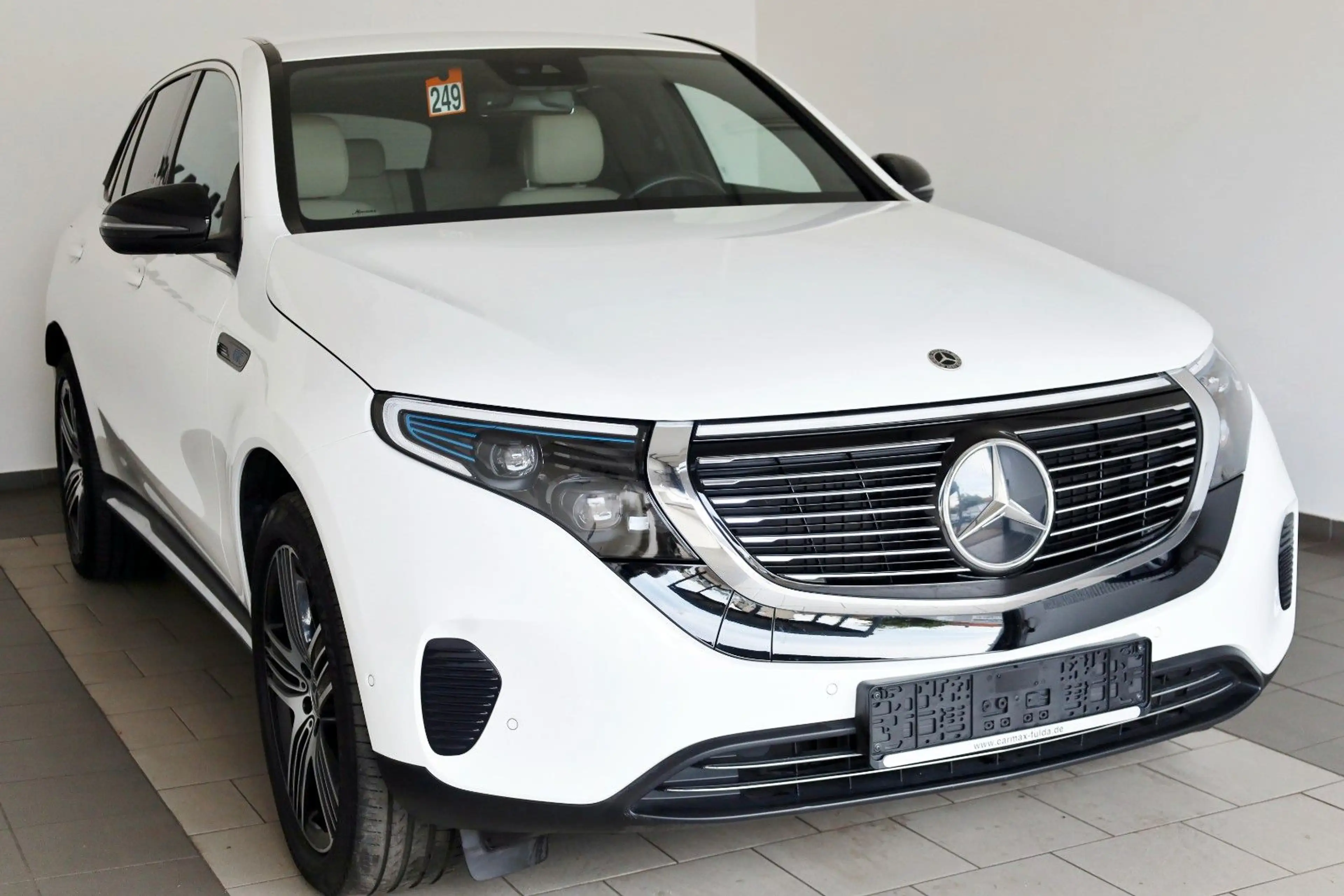 Mercedes-Benz EQC 400 400 4M Leder,Navi,Multibeam LED,Park Paket — photo 7