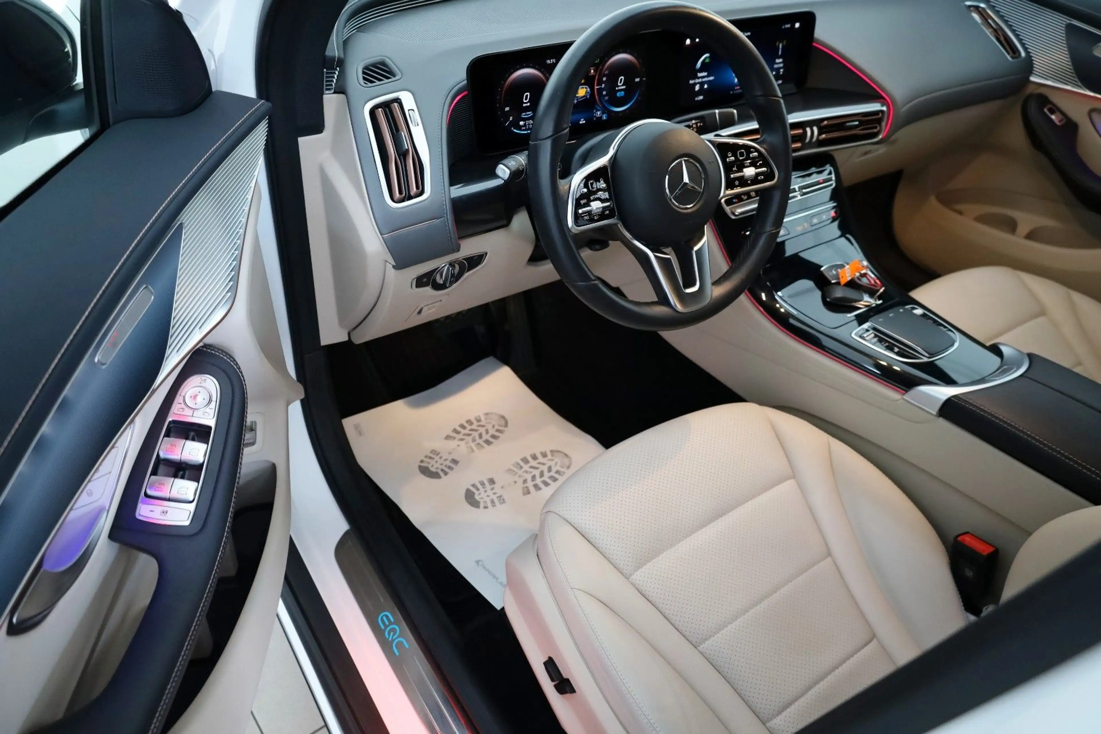 Mercedes-Benz EQC 400 400 4M Leder,Navi,Multibeam LED,Park Paket — photo 10