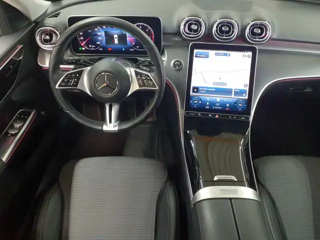 Mercedes-Benz C-Class view 9
