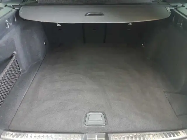 Mercedes-Benz C-Class view 15