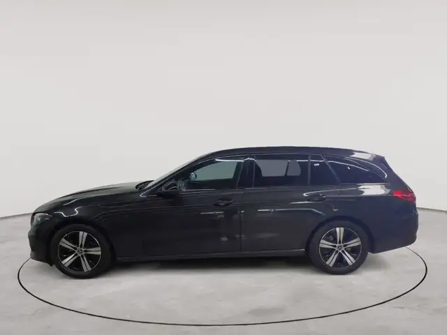 Mercedes-Benz C-Class view 6