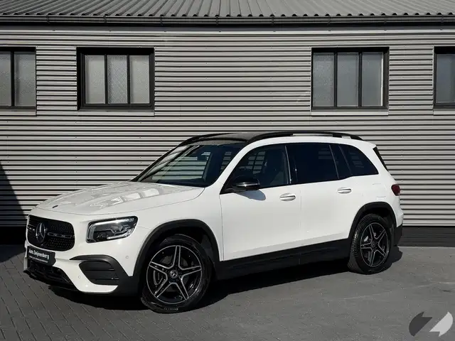 Mercedes-Benz GLB 200 4MATIC AMG Line 7p |Pano|Memory|360°|