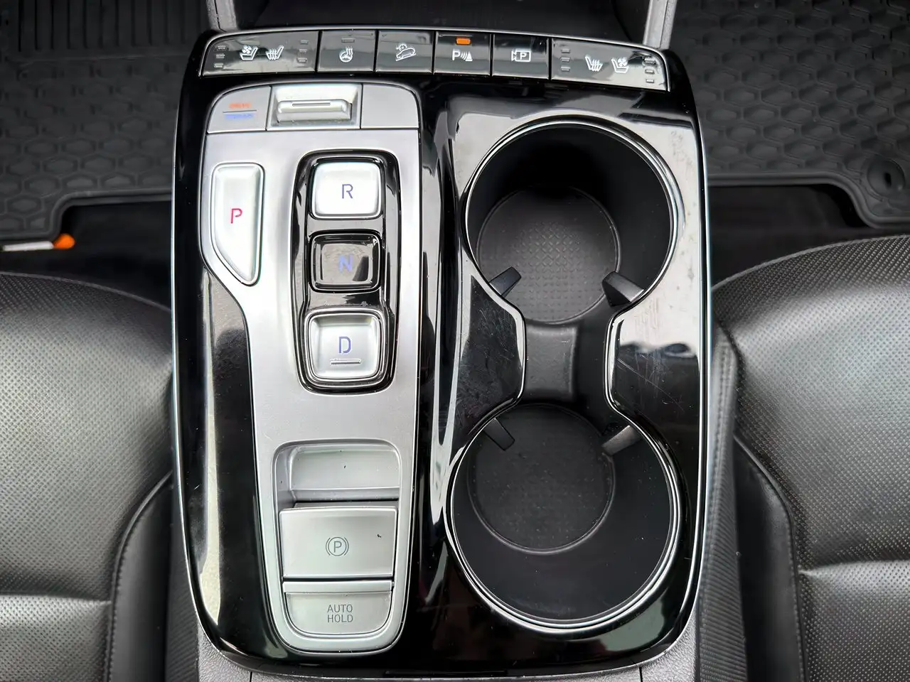 Hyundai TUCSON снимка Hyundai TUCSON