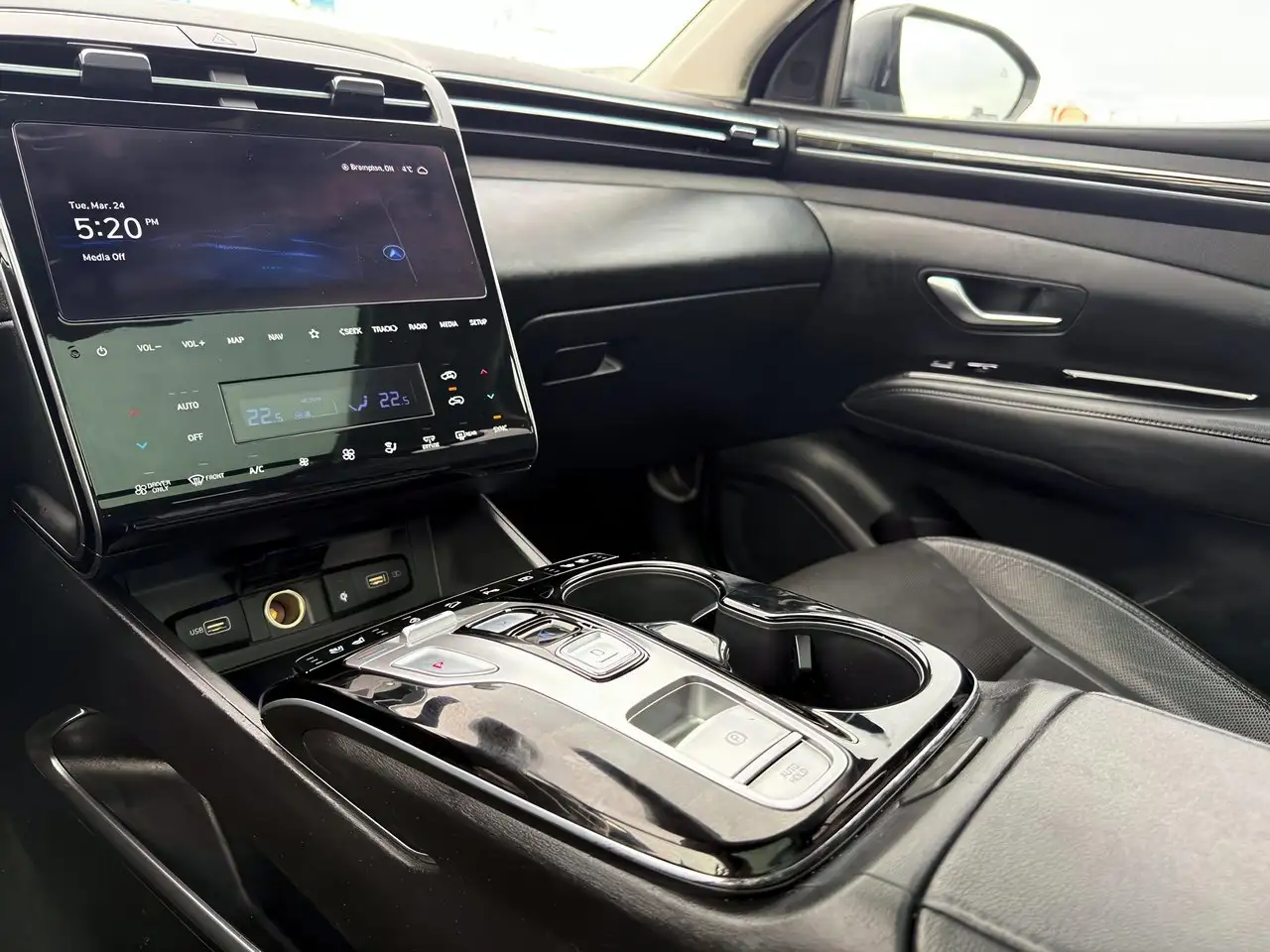 Hyundai TUCSON снимка Hyundai TUCSON