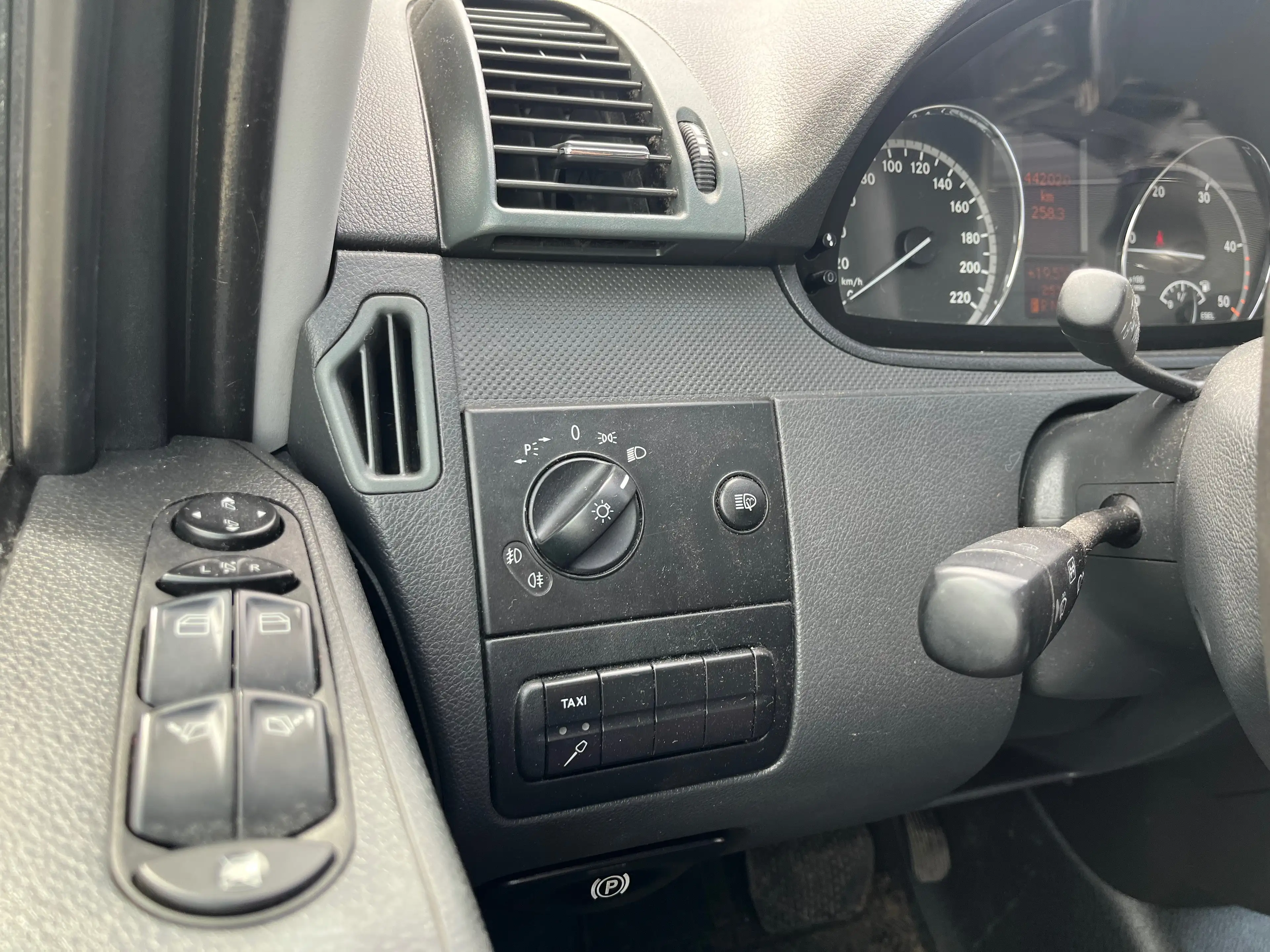 Mercedes-Benz Vito 113 CDi Klima/Automat/Allrad — photo 11