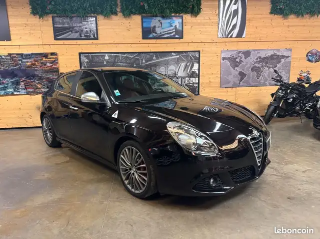 Alfa Romeo Giulietta Giuletta Quadrifoglio 235cv